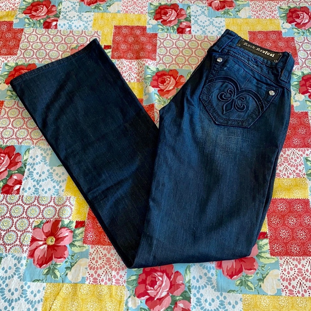 🍀 NWT! Raquel Rock Revival Boot Cut Jeans! - Picture 2 of 8